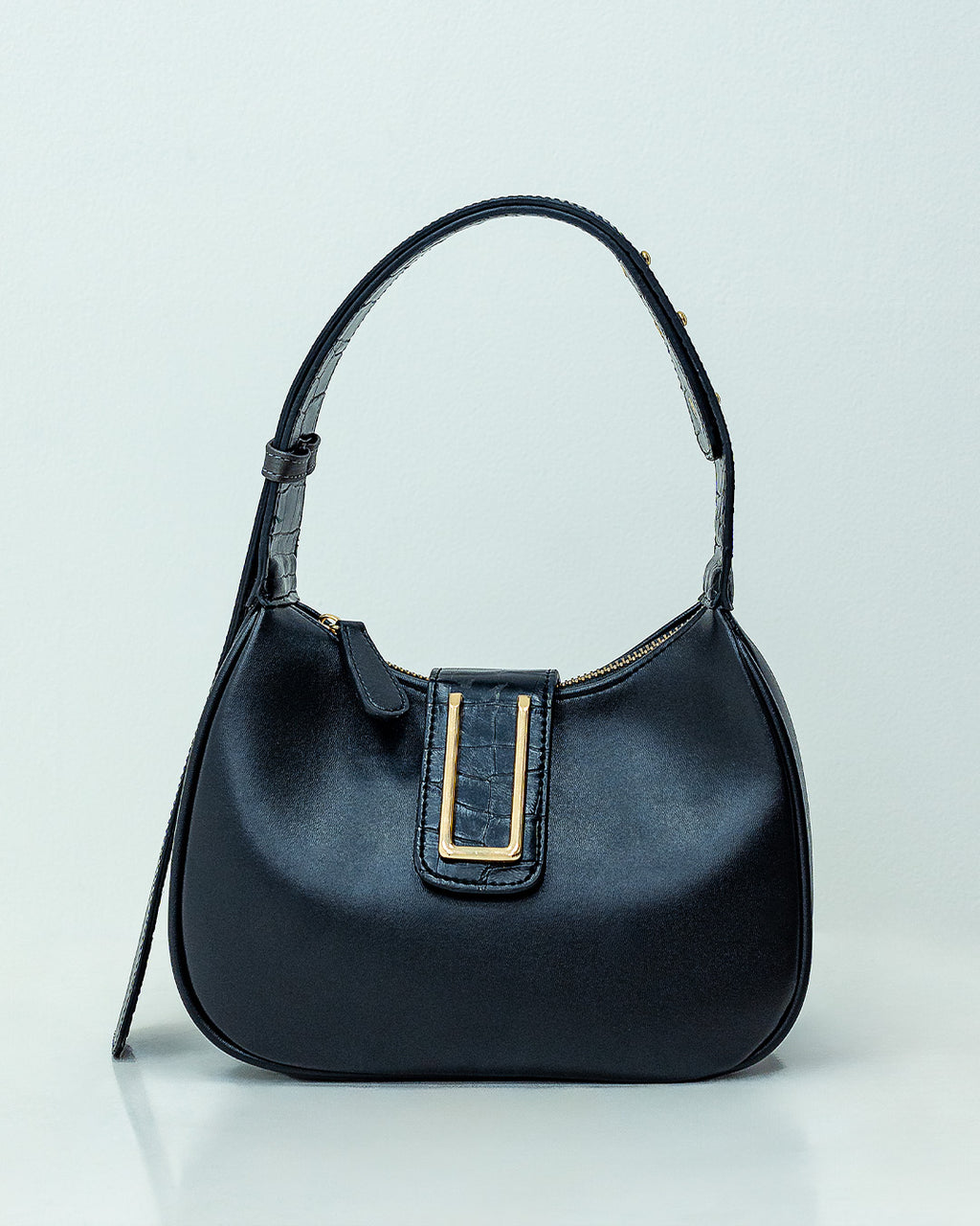 BRADSHAW 23 — BLACK