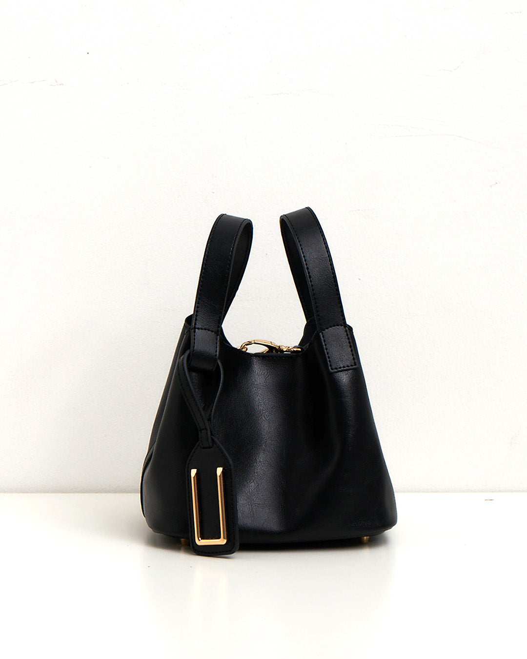 DAZE 18 — BLACK (WITH LEATHER ORGANIZER)