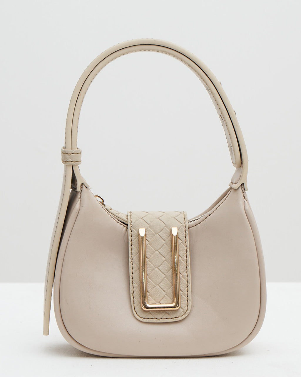 BRADSHAW 16 — IVORY WHITE