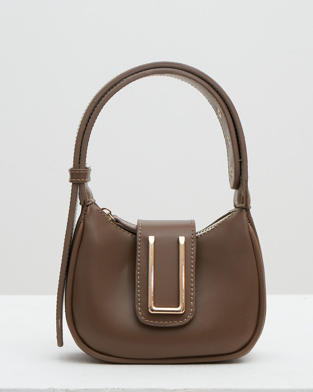 BRADSHAW 16 — TAUPE