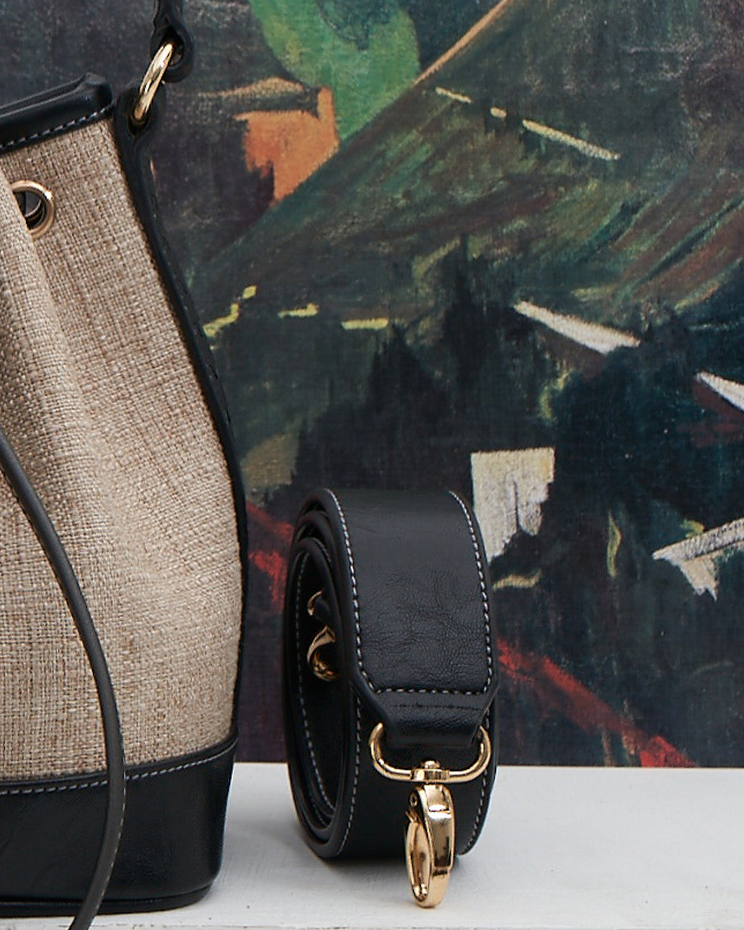 NARHA 22 — WOVEN BLACK