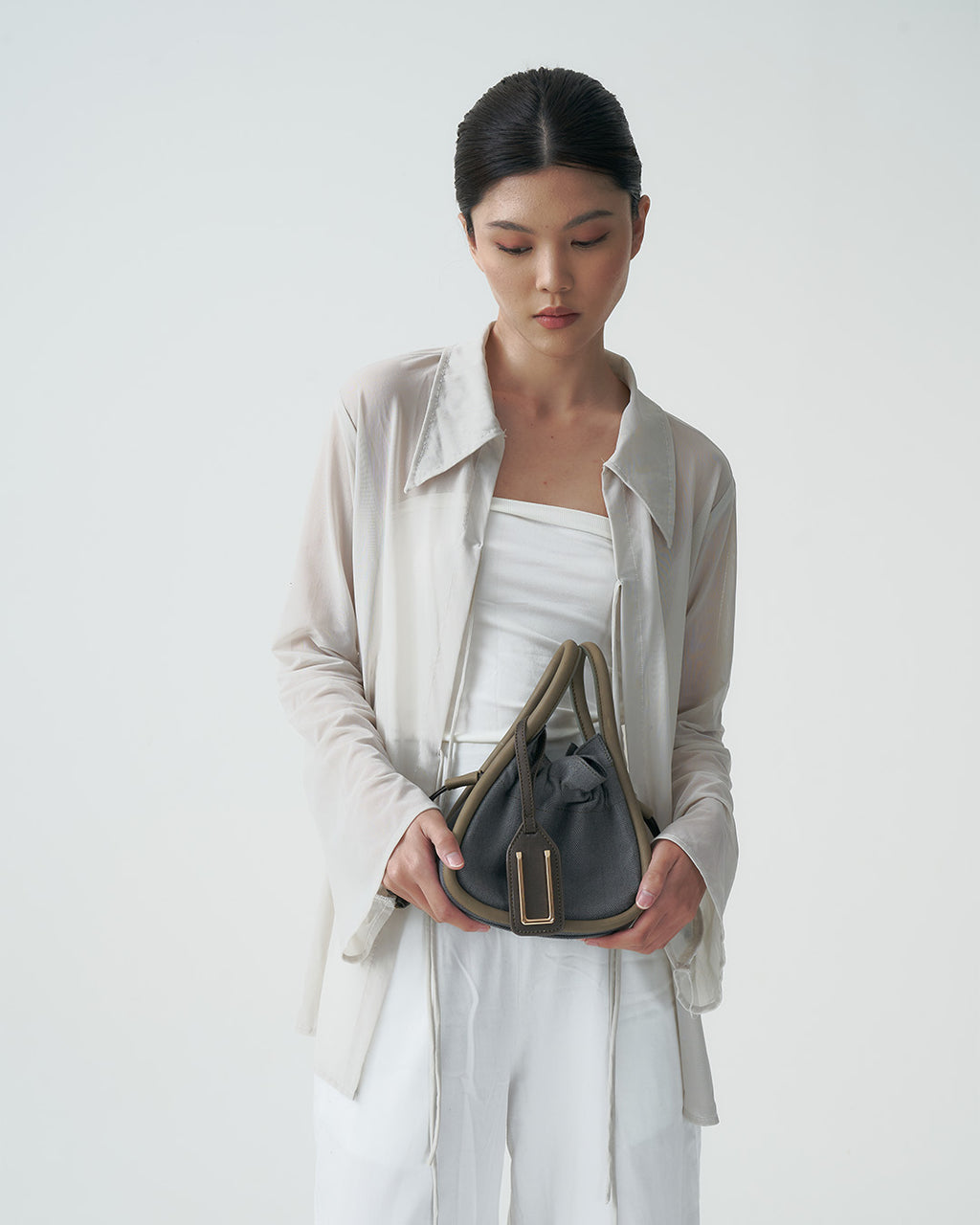 BENTO 20 — GREY ASH