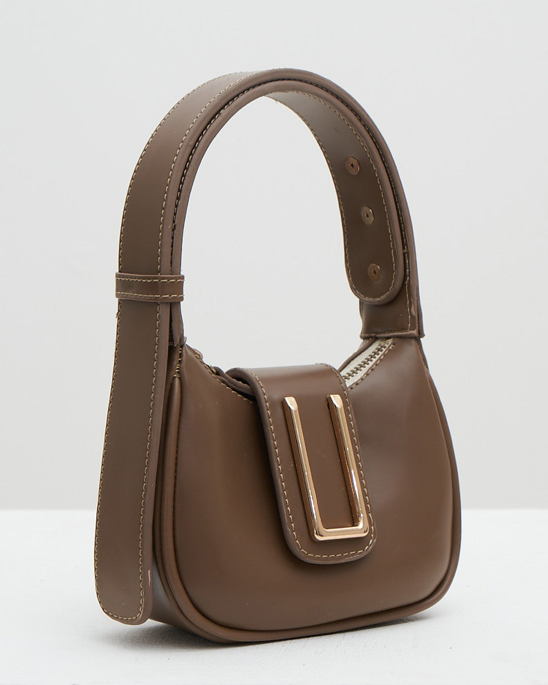 BRADSHAW 16 — TAUPE