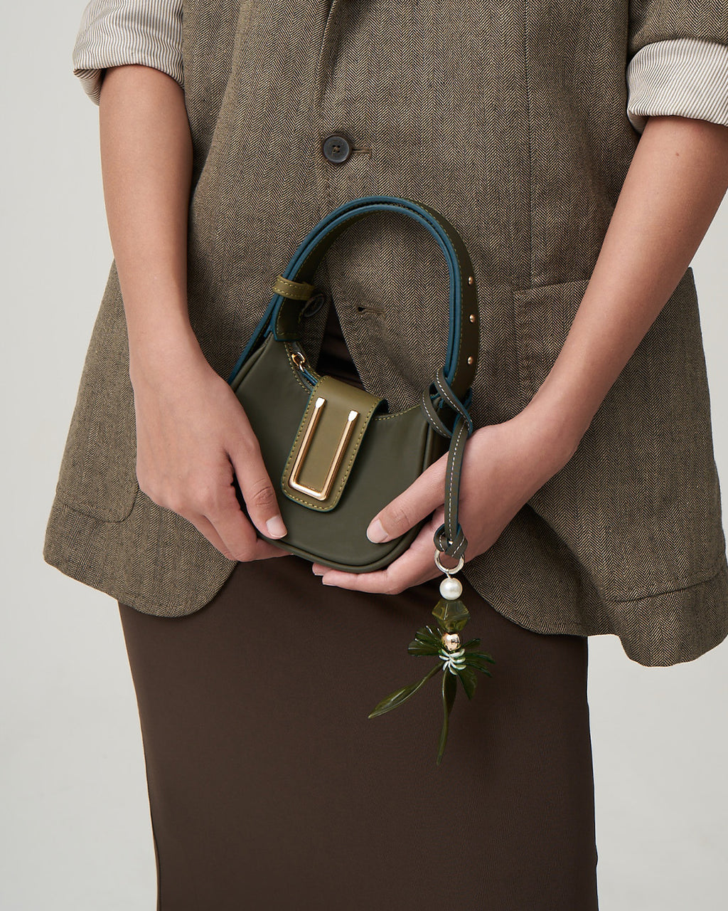 FLORAL — SAGE OLIVE