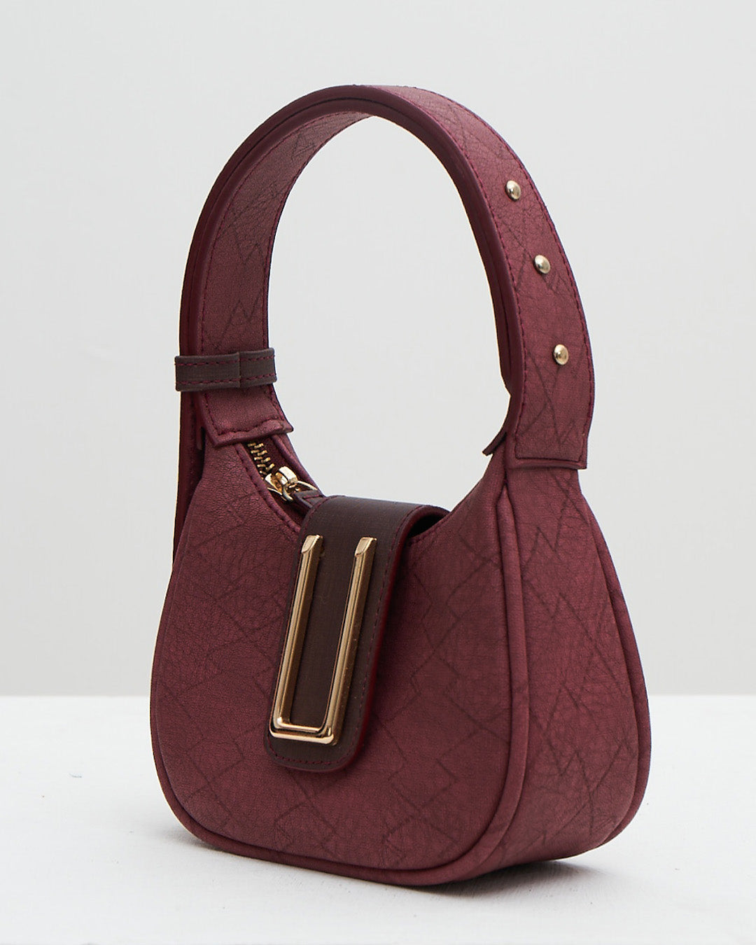 BRADSHAW 16 — WARM CHERRY