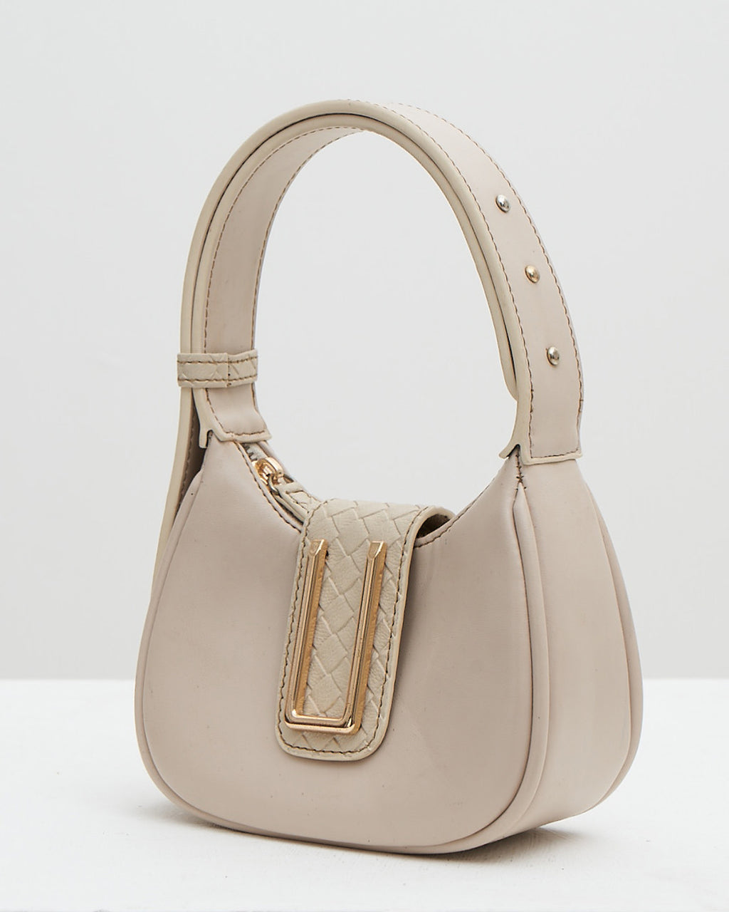 BRADSHAW 16 — IVORY WHITE