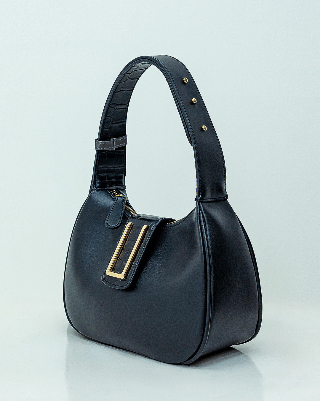 BRADSHAW 23 — BLACK