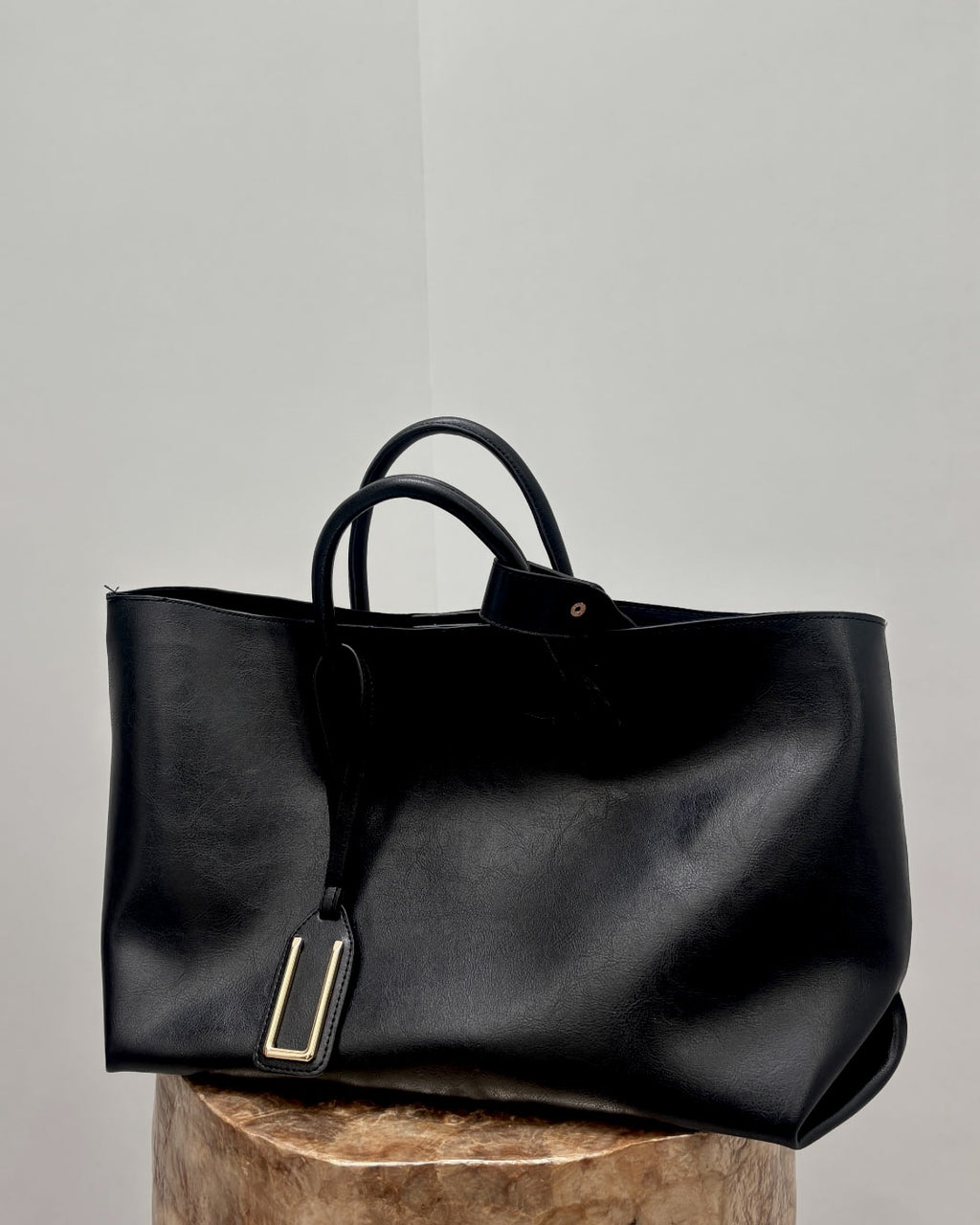 DAZE 28 — BLACK (WITH LEATHER ORGANIZER)