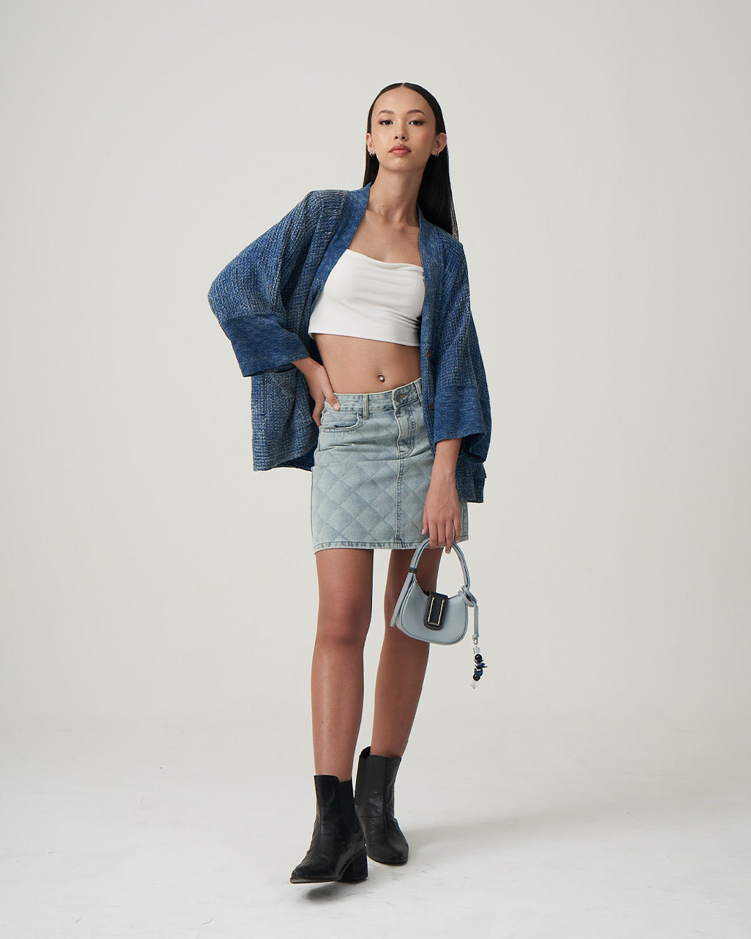 BRADSHAW 16 — DENIM SKY