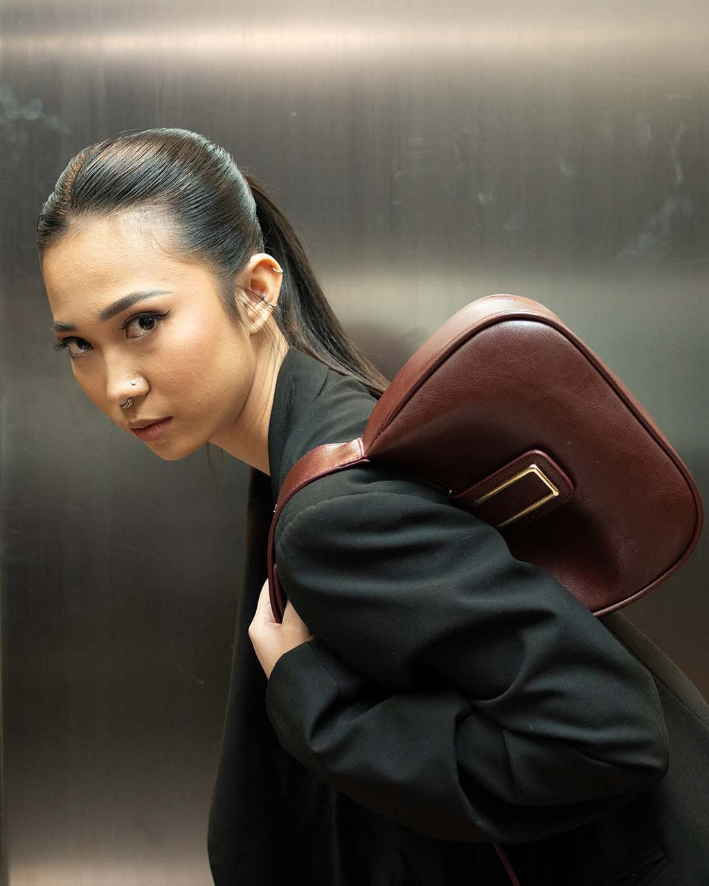 BRADSHAW 23 — WINE