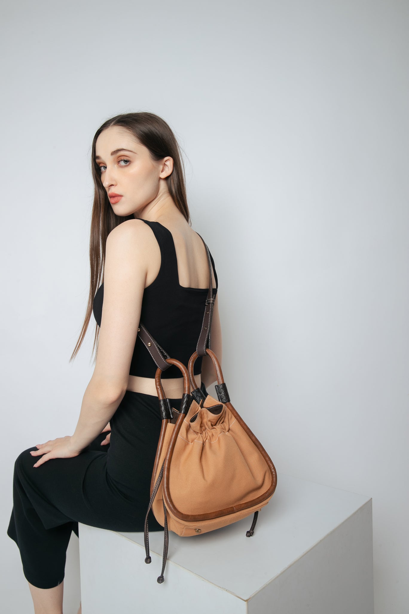 BENTO — CLASSIC TAN