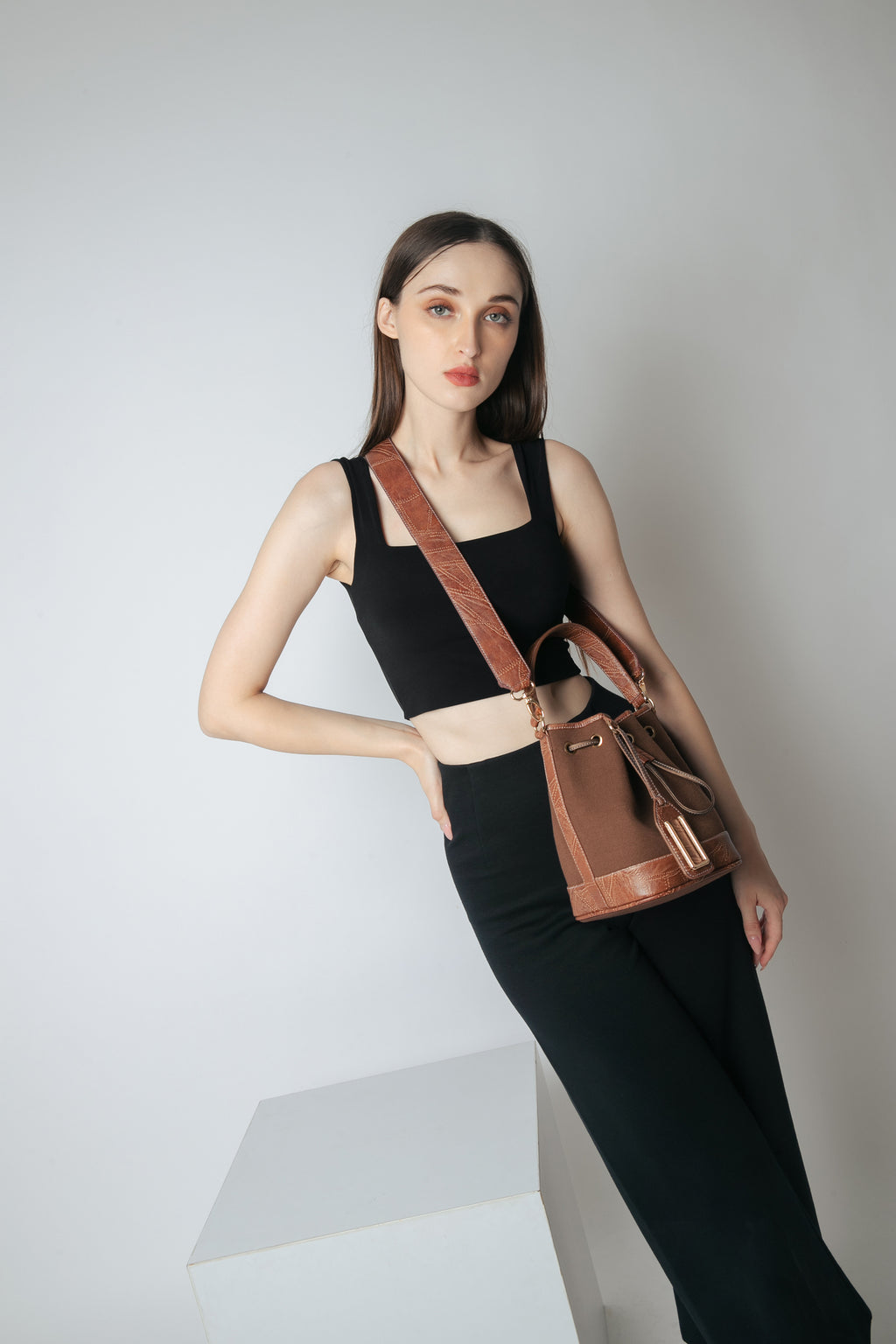 NARHA 23 —  RUST BROWN