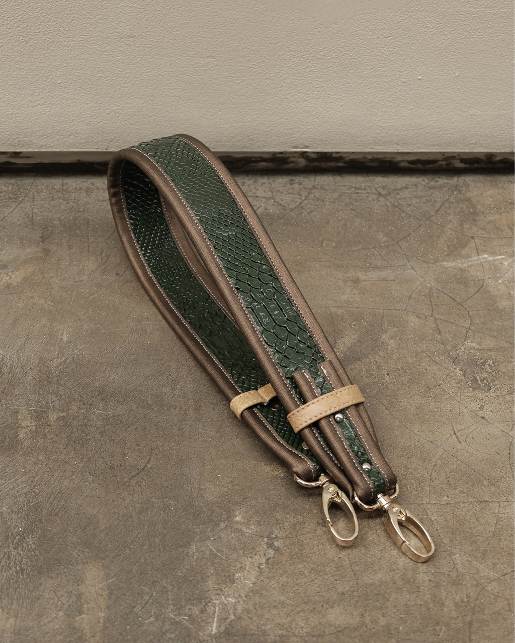 SHOULDER STRAP — AVOCADO