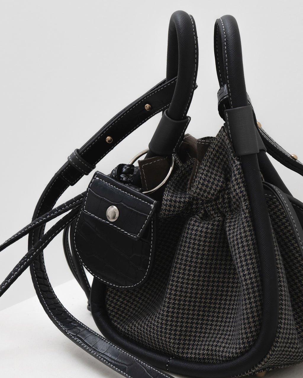 BENTO MINI — PHANTOM BLACK