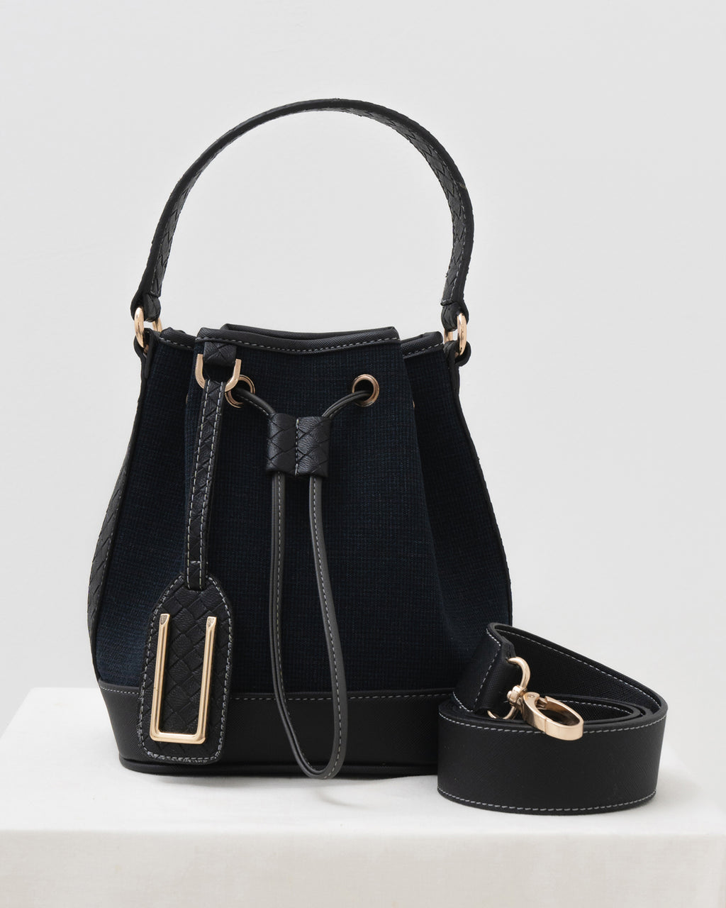 NARHA 22 — MIDNIGHT BLACK (2022)