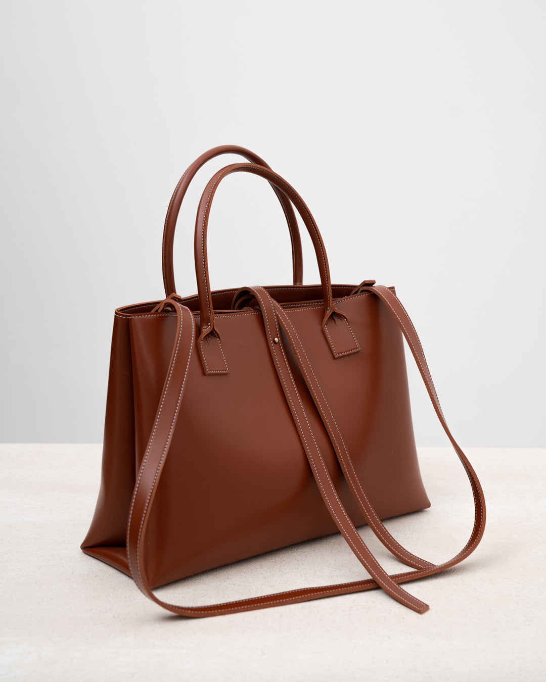 JARDIN TOTE 36 — TAN