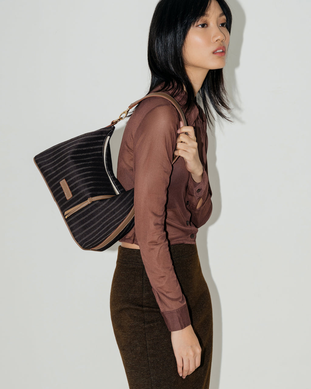 PILLOW  — TAUPE BROWN