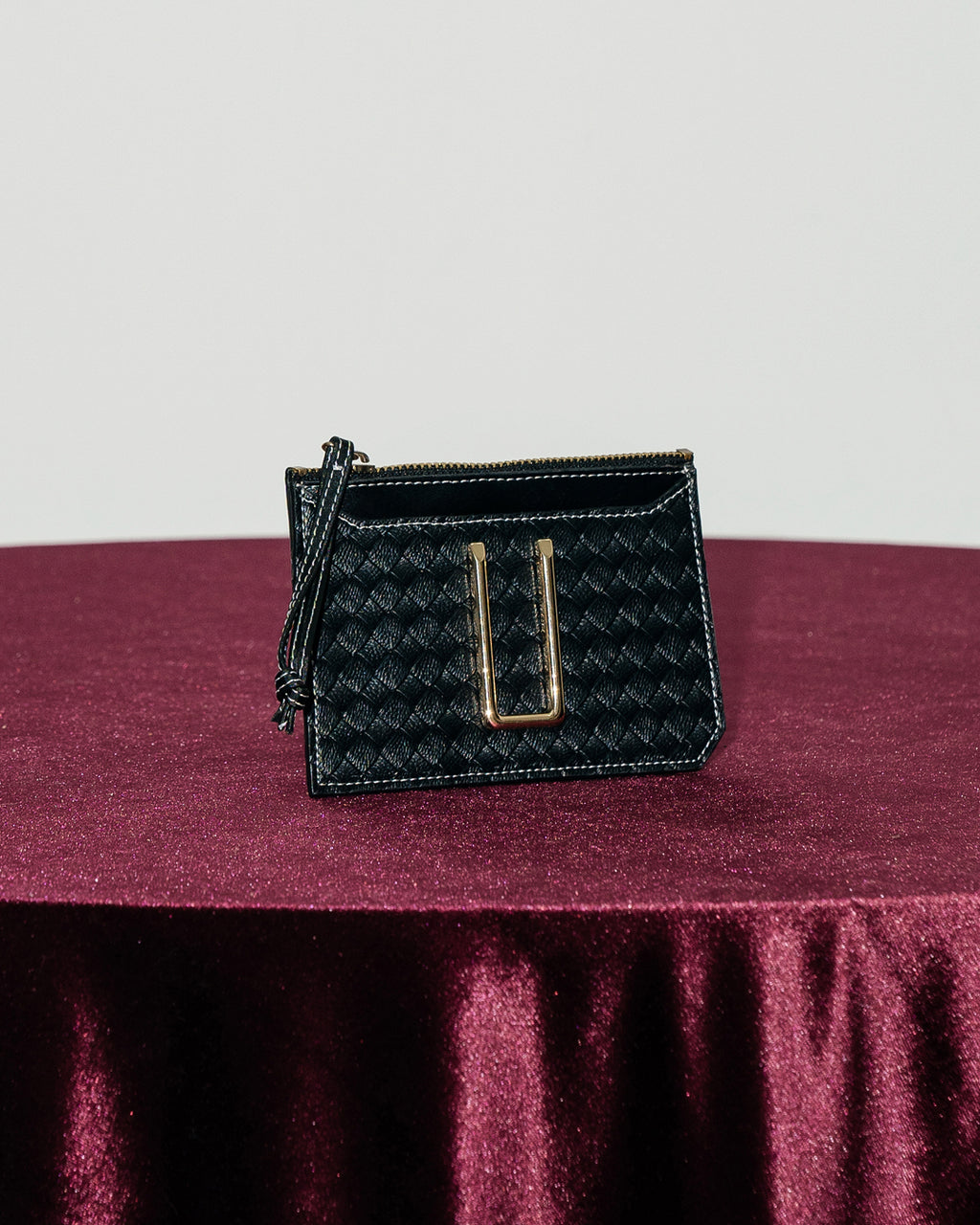 CARD WALLET — BLACK WOVEN