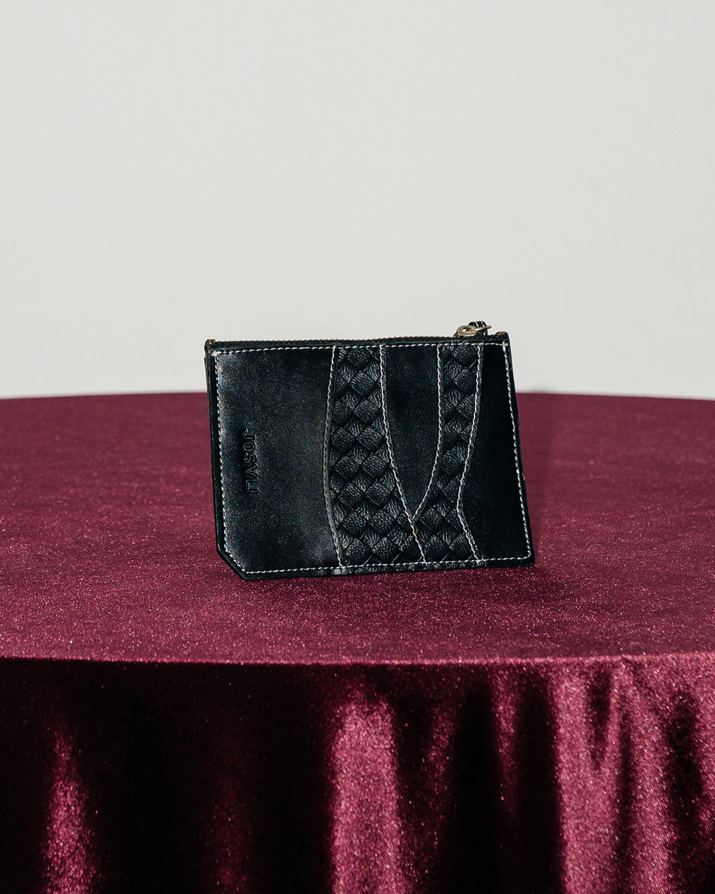 CARD WALLET — BLACK WOVEN