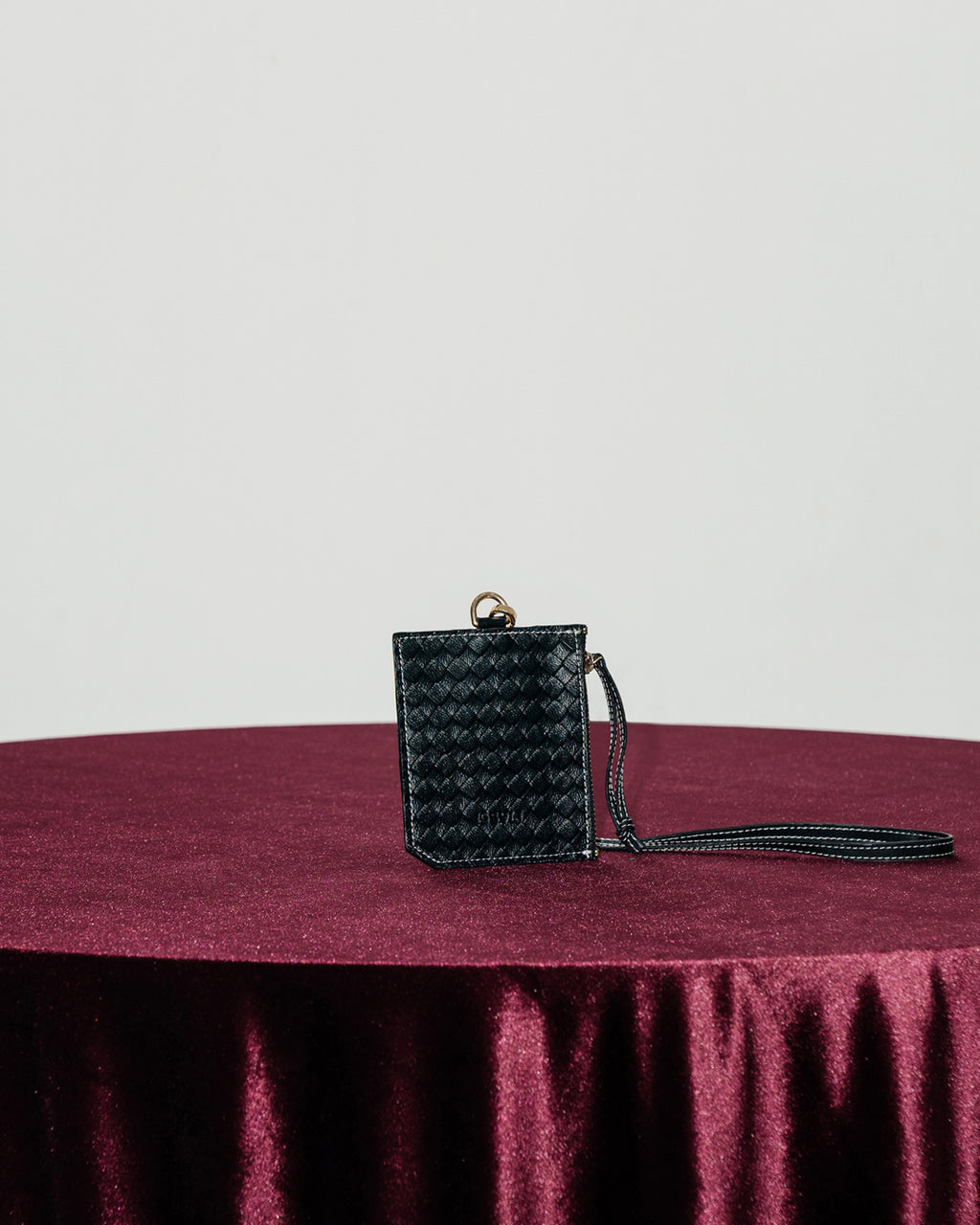 LANYARD — BLACK WOVEN