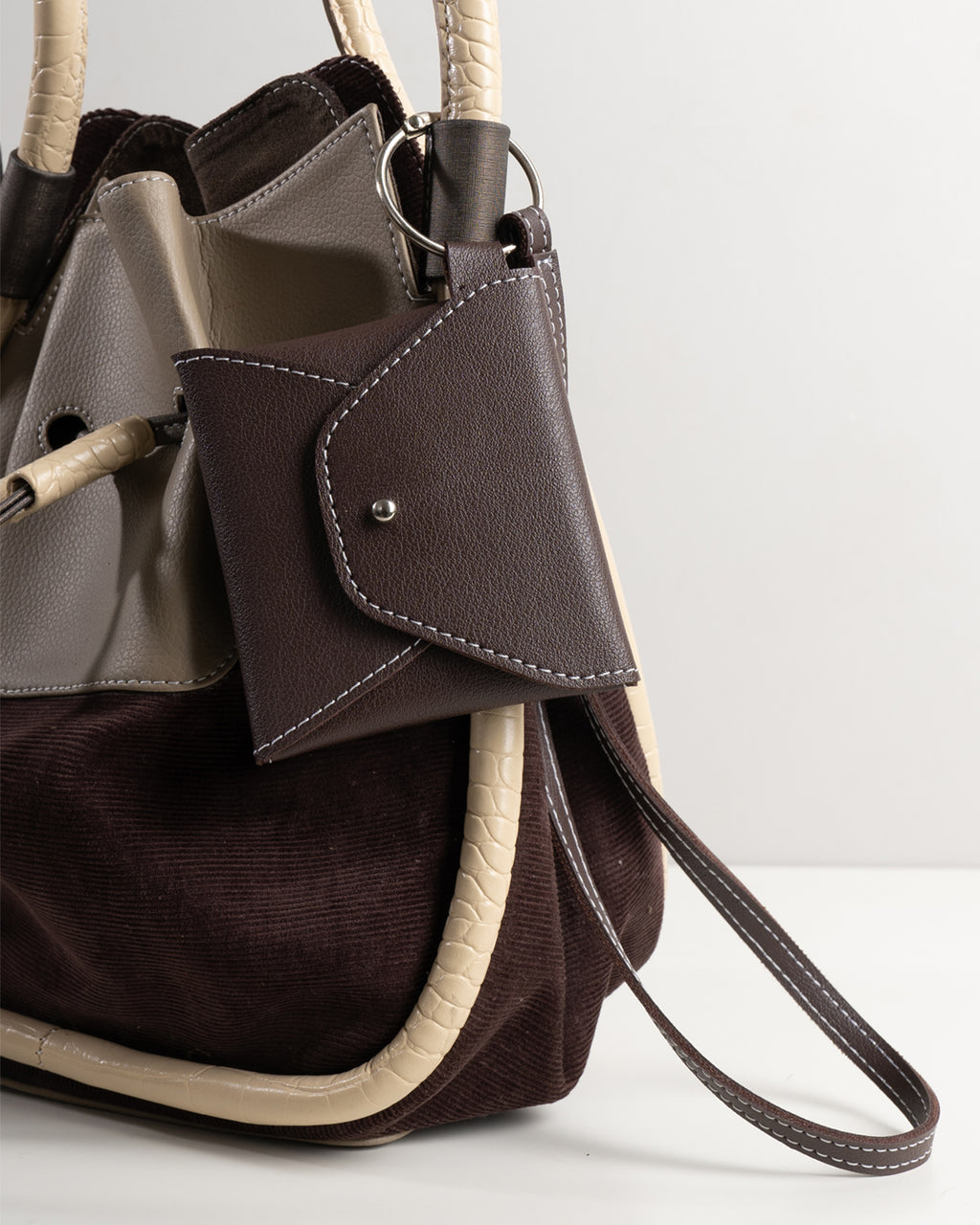 BENTO DRAWSTRING — PEARL GREY