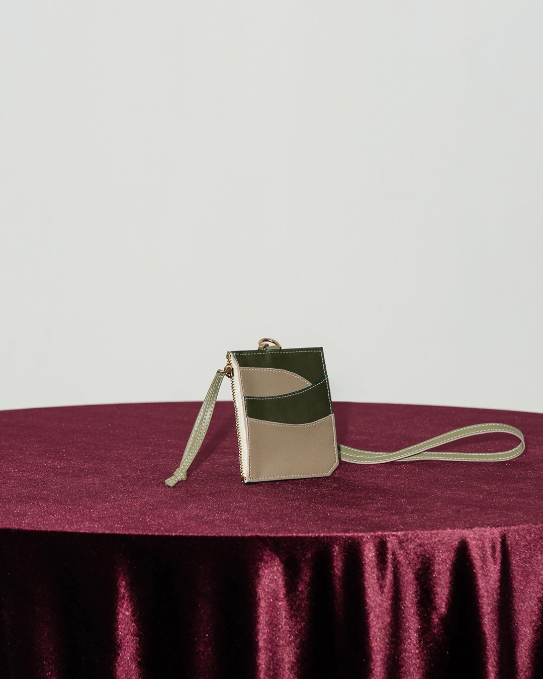 LANYARD — ASH OLIVE