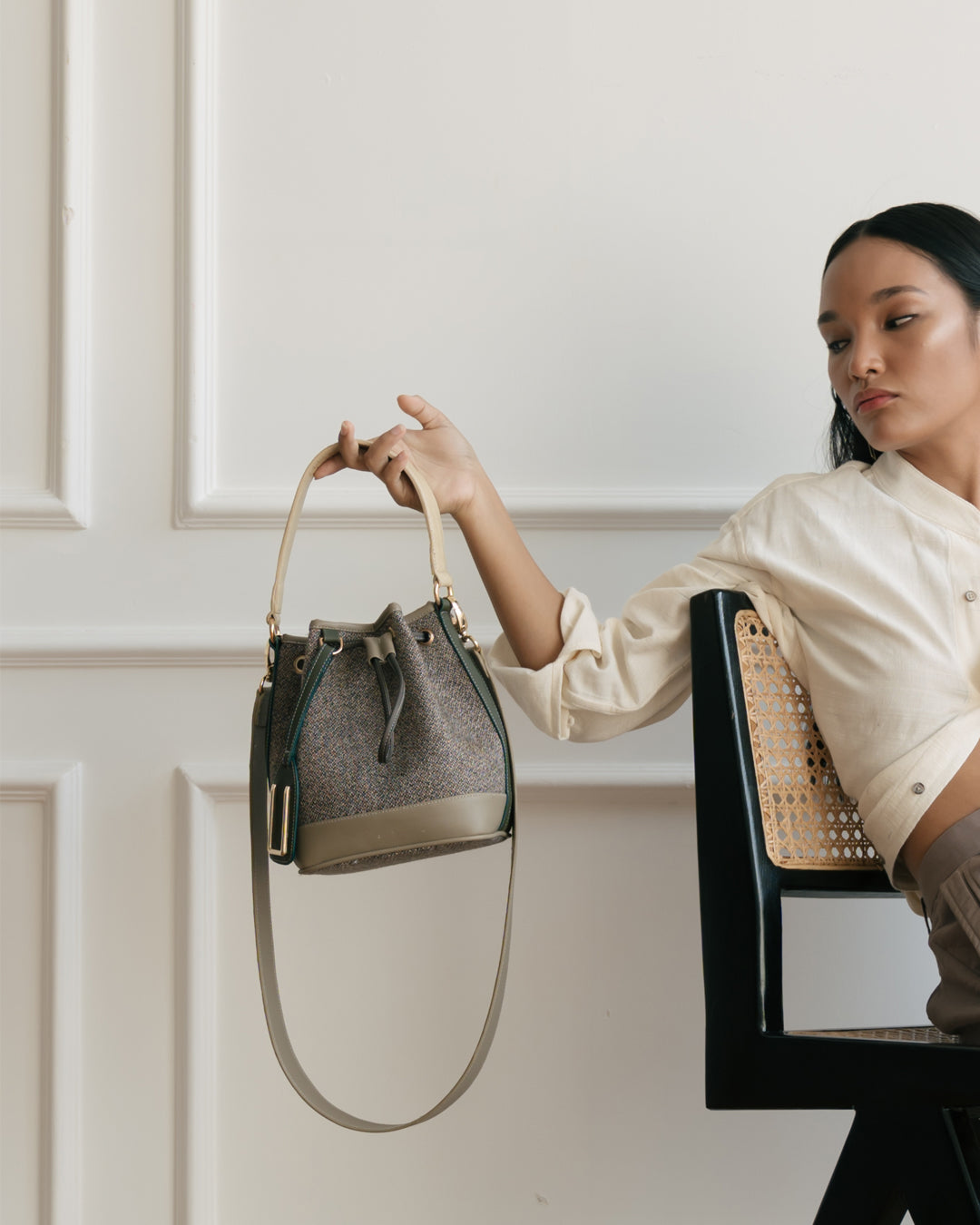 NARHA 22 — DOVE GREY