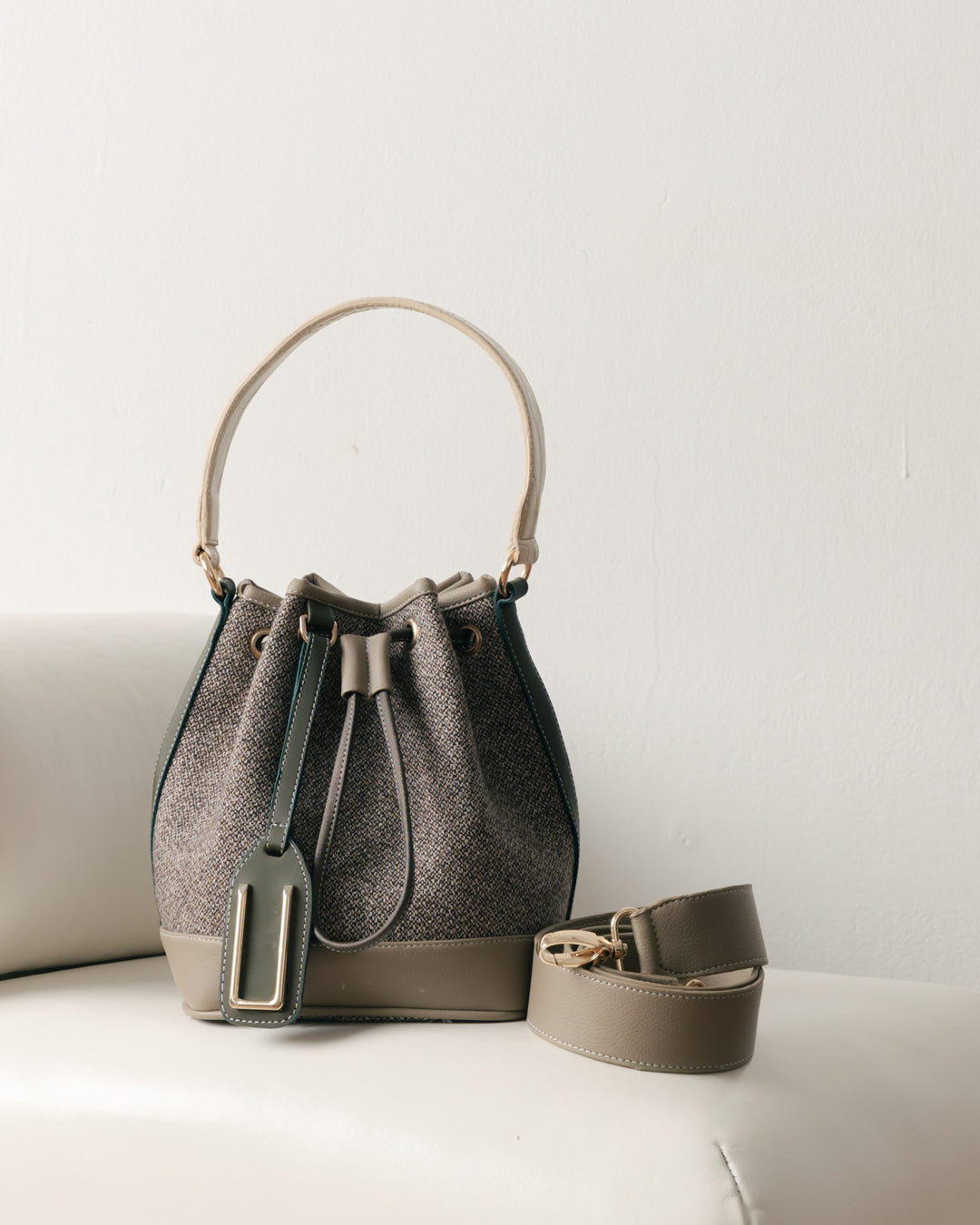 NARHA 22 — DOVE GREY