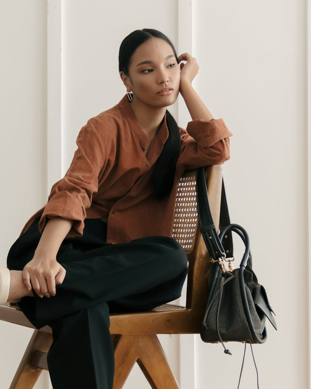 SHOULDER STRAP — PYTHON BLACK