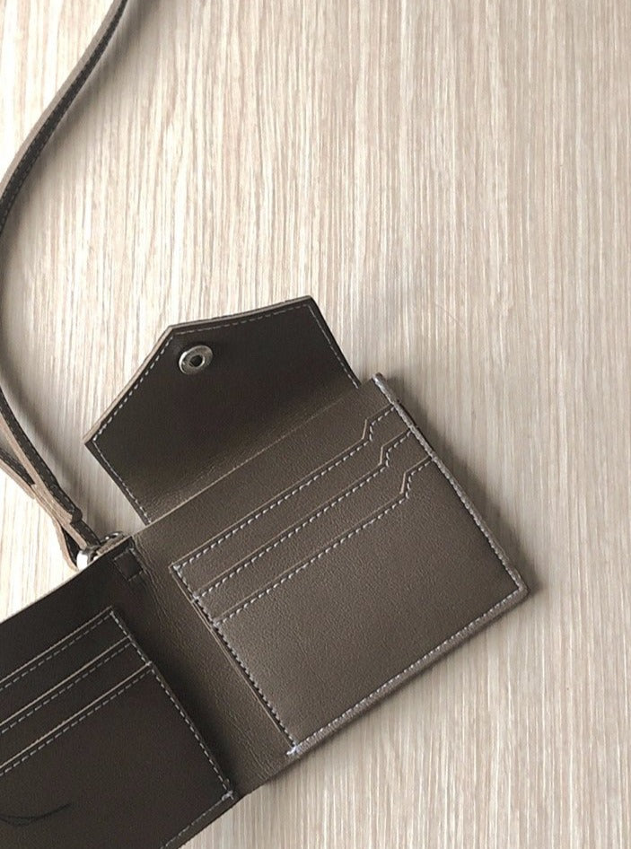 LANYARD WALLET — PEARL TAUPE