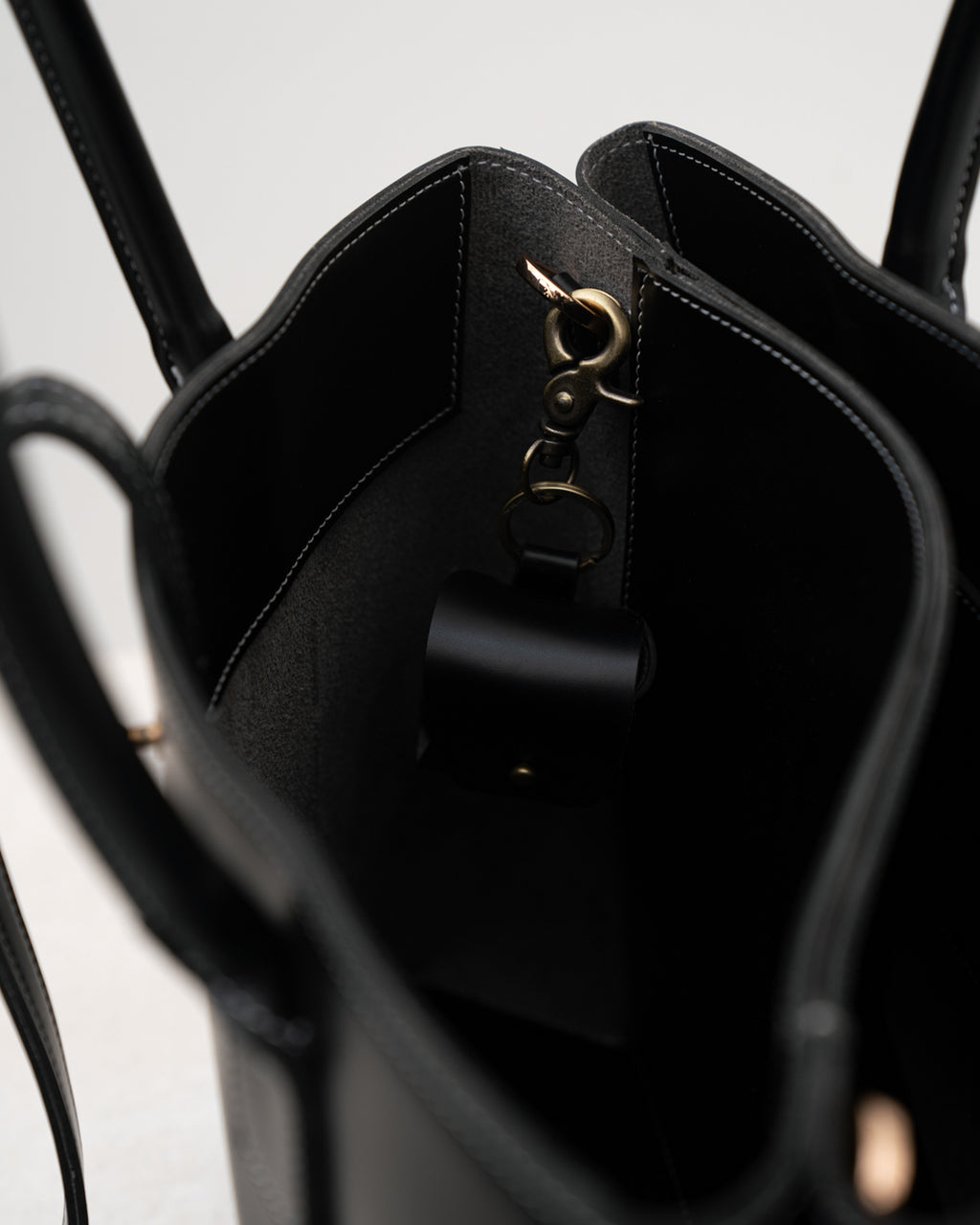 JARDIN TOTE 36 — BLACK