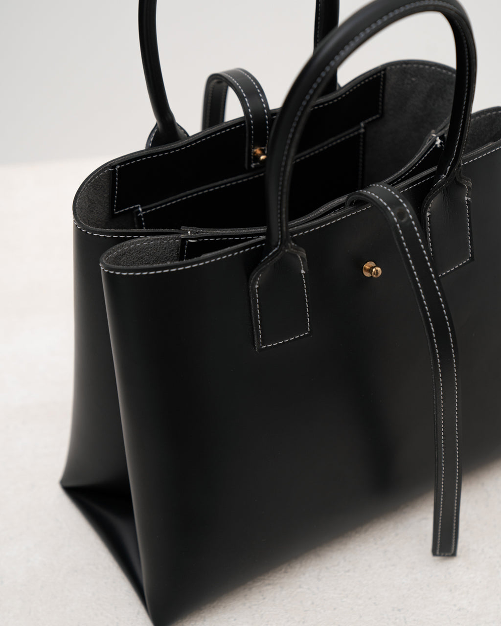 JARDIN TOTE 26 — BLACK